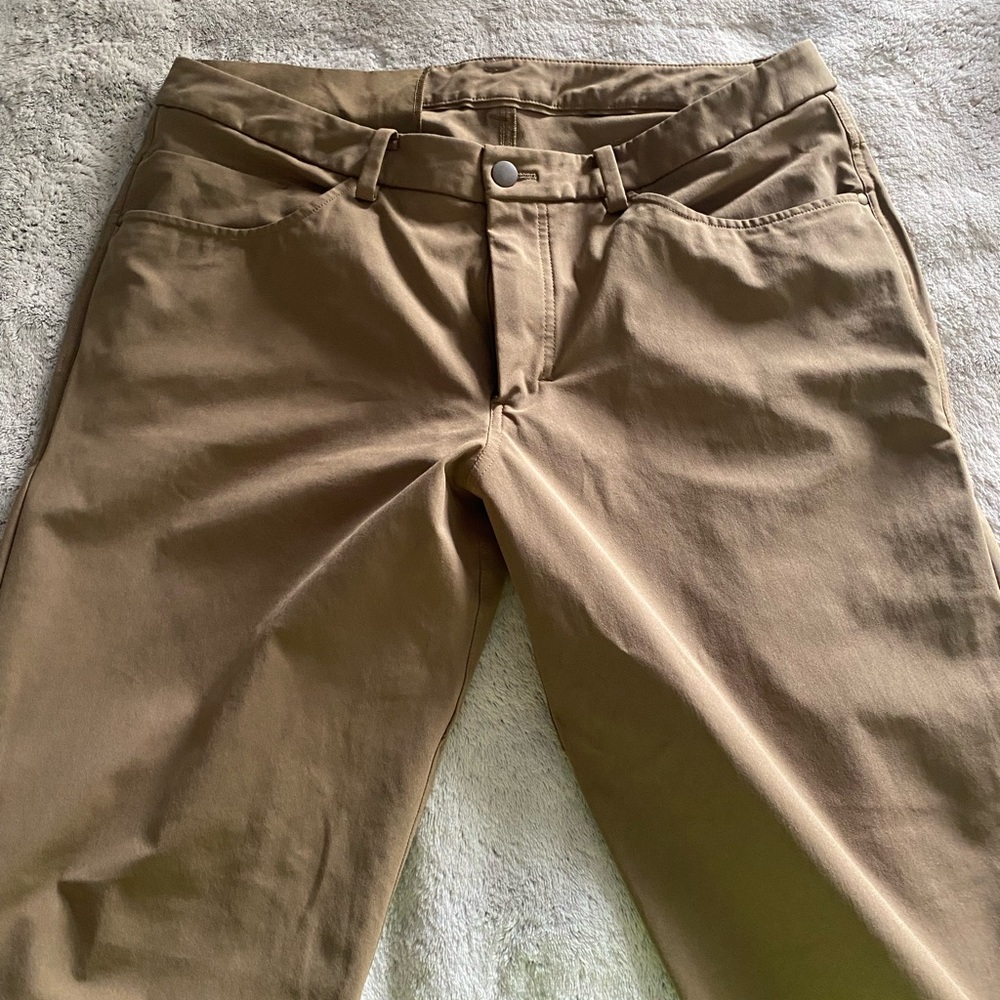 Lululemon ABC pants size 34 x 30
